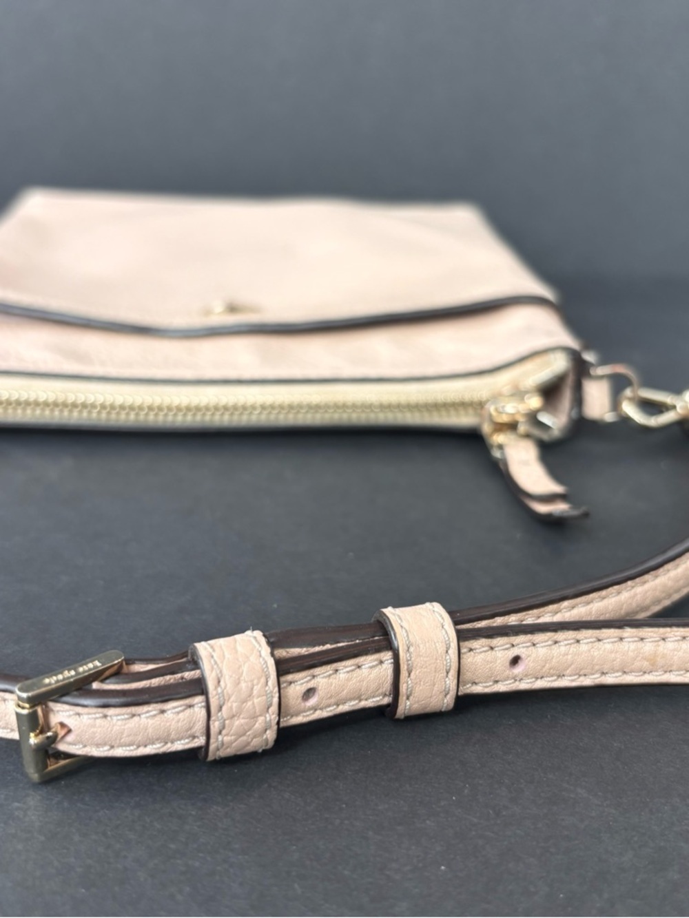 Kate Spade Polly Small Swing Pack Neutral Pink Pebbled Leather Crossbody Bag. - Picture 10 of 16